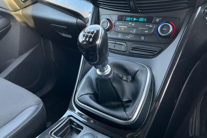 Used Ford Kuga 2019 for sale - 76908804: Photo 32