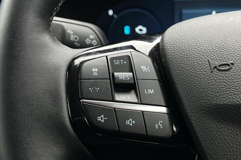 Used Ford Kuga 2025 for sale - 76767029: Photo 34