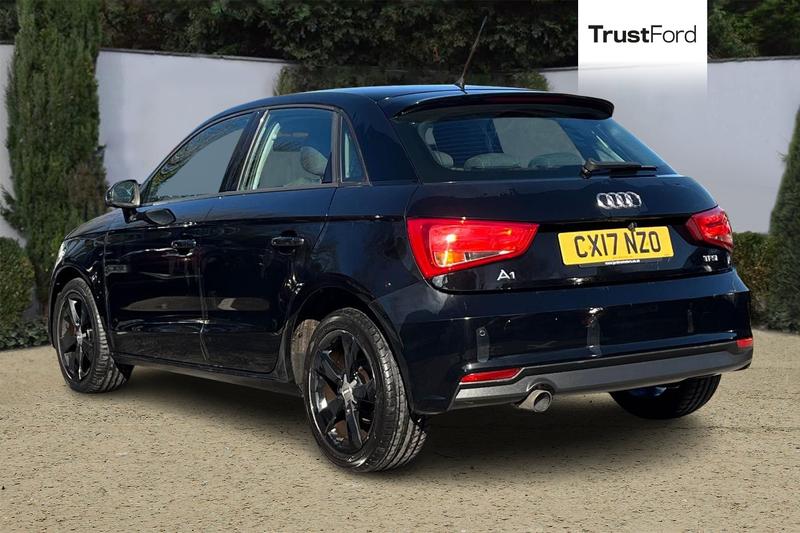 Used Audi A1 2017 for sale - 77733140: Photo 2