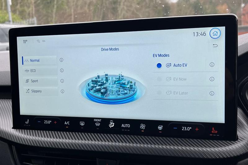 Used Ford Kuga 2025 for sale - 77848639: Photo 29