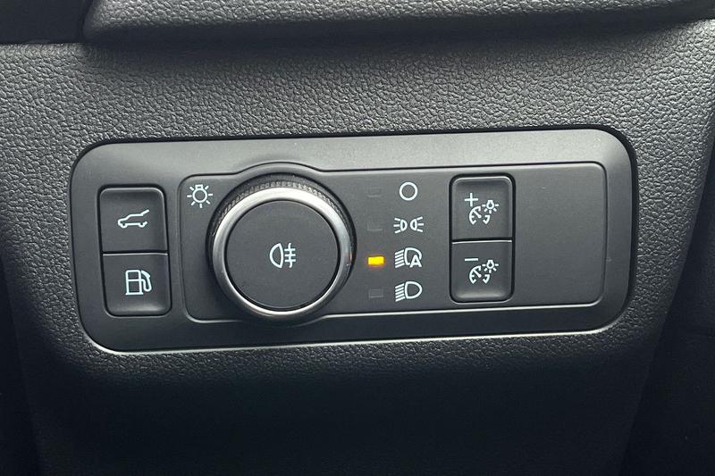 Used Ford Kuga 2025 for sale - 77848640: Photo 37