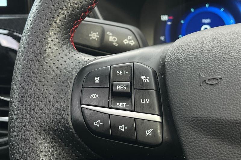 Used Ford Kuga 2023 for sale - 76835585: Photo 35