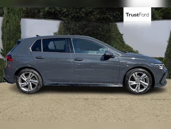Used Volkswagen Golf 2024 for sale - 78350844: Photo