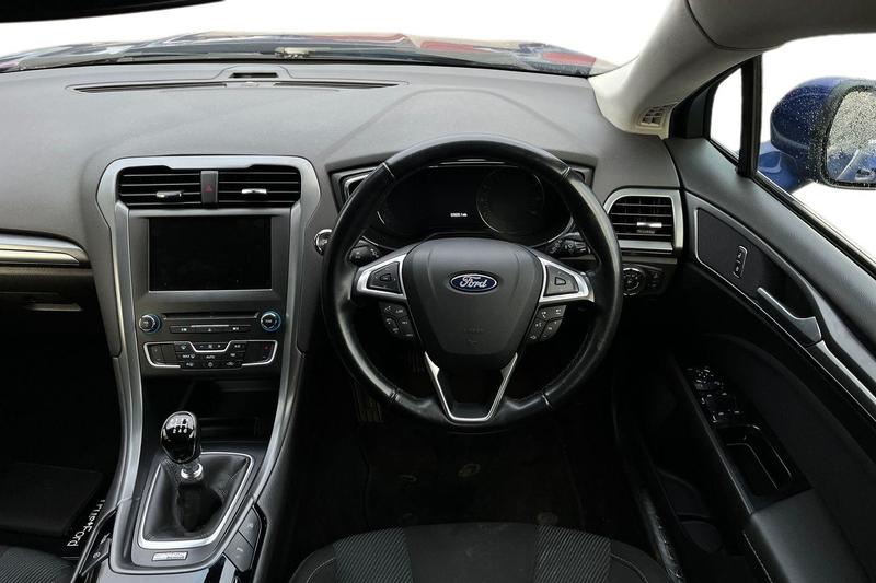 Used Ford Mondeo 2016 for sale - 77388339: Photo 11