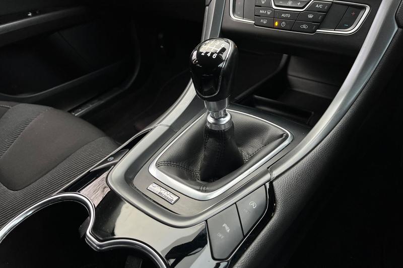 Used Ford Mondeo 2016 for sale - 77388339: Photo 32