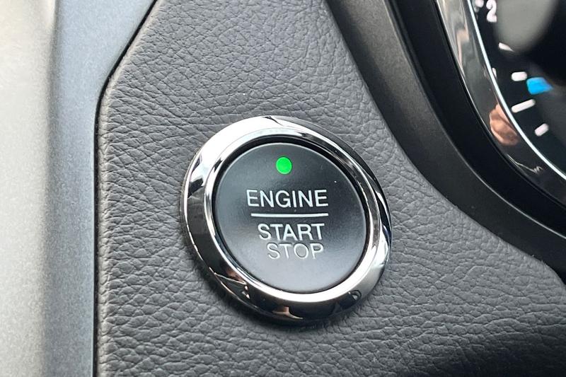 Used Ford Mondeo 2016 for sale - 77388339: Photo 36