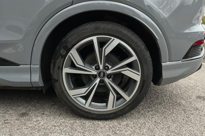 Used Audi Q4 e-tron 2021 for sale - 78095238: Photo 8