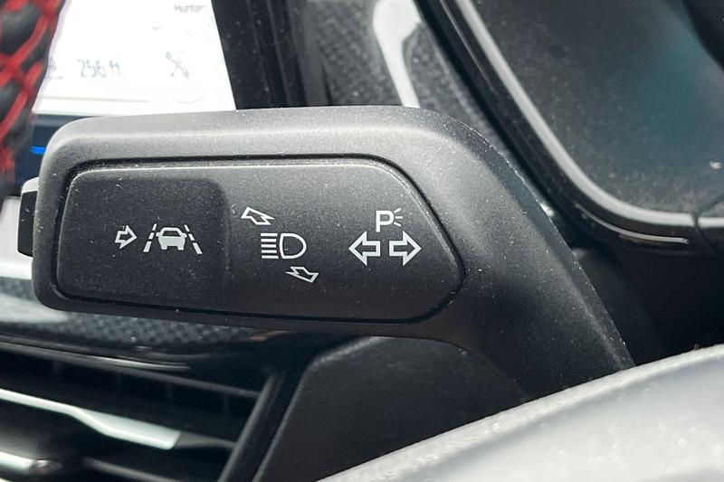 Used Ford Focus 2023 for sale - 77435054: Photo 14