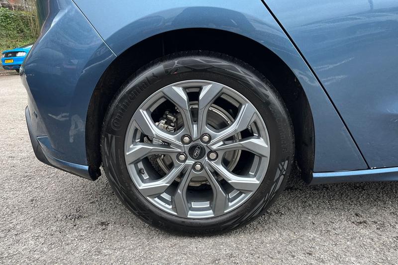 Used Ford Focus 2023 for sale - 77435054: Photo 8