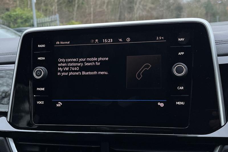 Used Volkswagen T-Roc 2022 for sale - 77157476: Photo 24