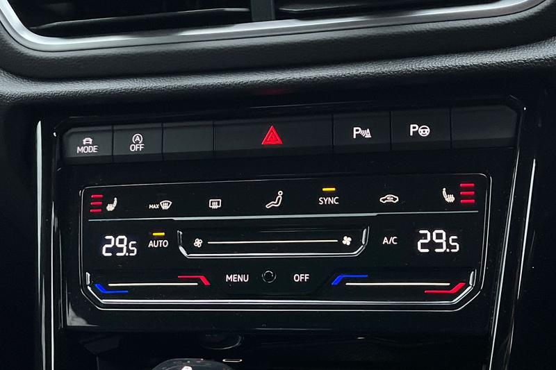 Used Volkswagen T-Roc 2022 for sale - 77157476: Photo 31