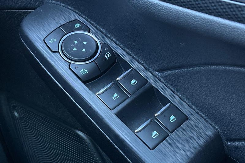 Used Ford Kuga 2022 for sale - 76647135: Photo 16