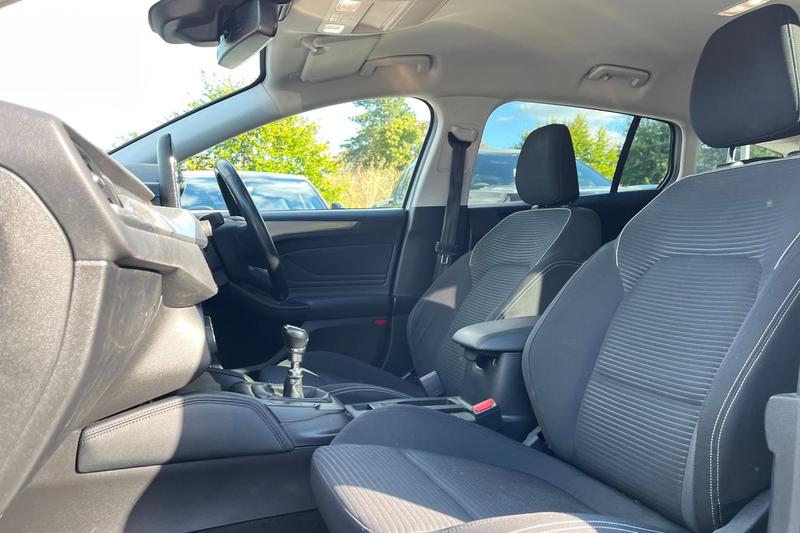 Used Ford Focus 2018 for sale - 76046622: Photo 19