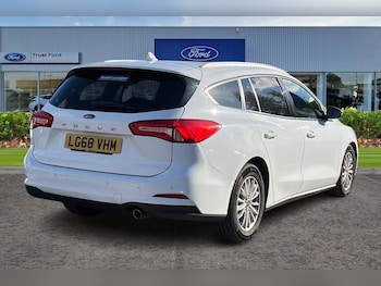 Used Ford Focus 2018 for sale - 76046622: Photo 4