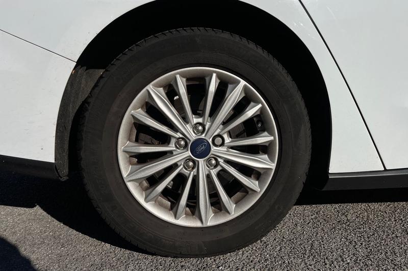 Used Ford Focus 2018 for sale - 76046622: Photo 8