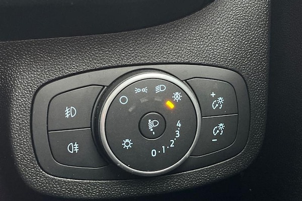 Used Ford Fiesta 2018 for sale - 76277293: Photo 36