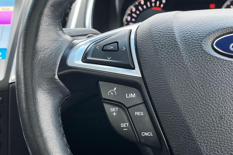 Used Ford Edge 2017 for sale - 77706081: Photo 33