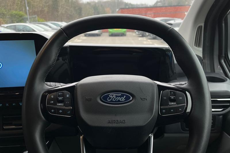 Used Ford Tourneo Custom 2025 for sale - 77427233: Photo 12