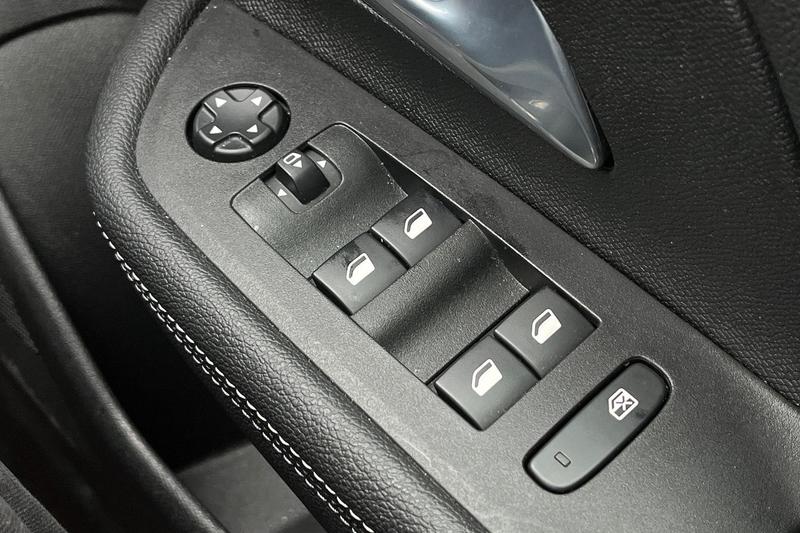 Used Vauxhall Mokka 2025 for sale - 77211112: Photo 16