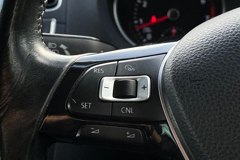 Used Volkswagen Polo 2017 for sale - 78042948: Photo 32