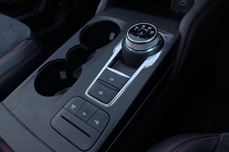 Used Ford Kuga 2022 for sale - 76703249: Photo 32