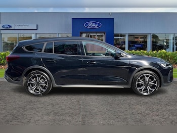 Used Ford Focus 2023 for sale - 75575181: Photo