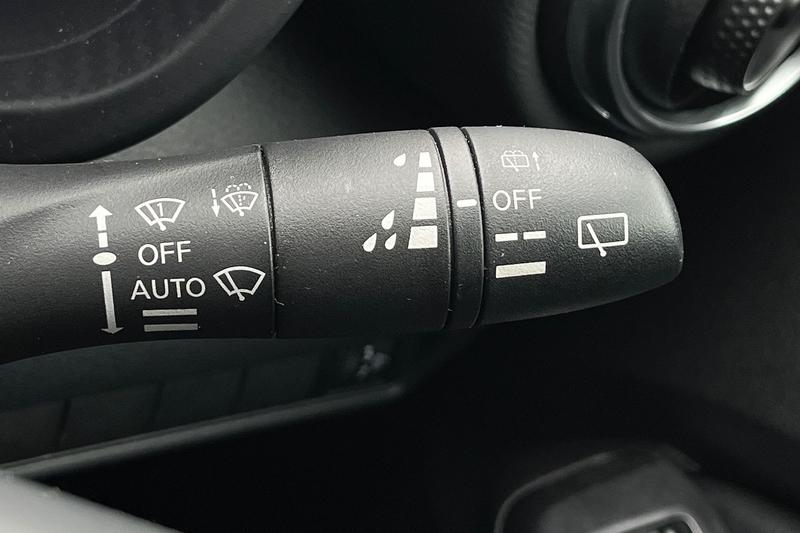 Used Nissan Juke 2023 for sale - 77647464: Photo 15