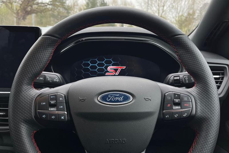 Used Ford Focus 2024 for sale - 78095243: Photo 12