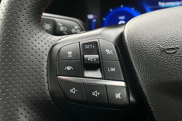 Used Ford Kuga 2022 for sale - 76196555: Photo 37