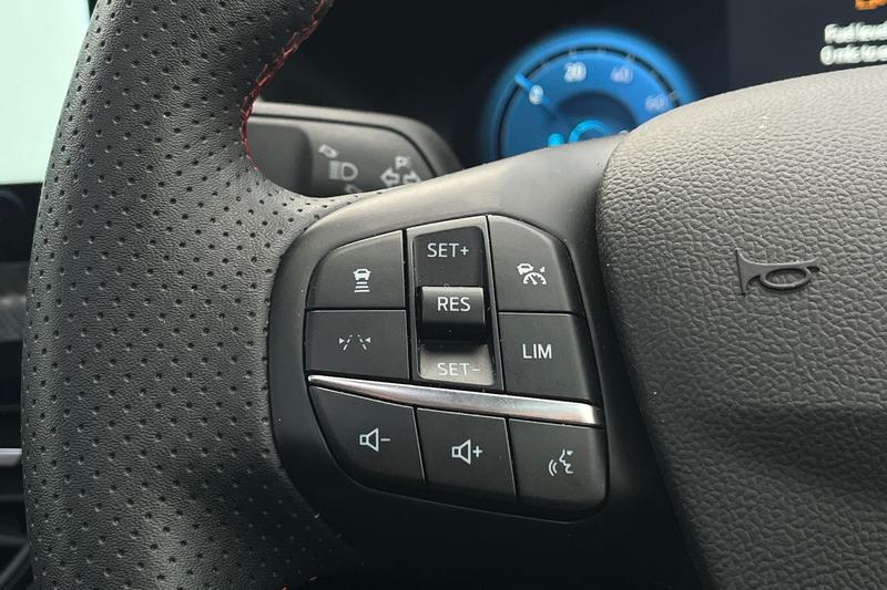 Used Ford Kuga 2025 for sale - 77042455: Photo 36