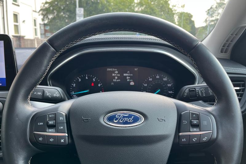 Used Ford Focus 2020 for sale - 76114560: Photo 12