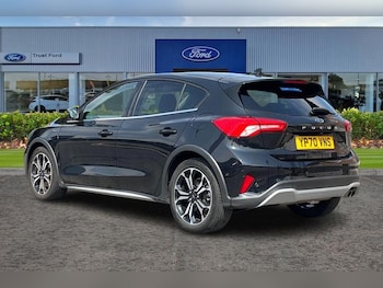 Used Ford Focus 2020 for sale - 76114560: Photo 2