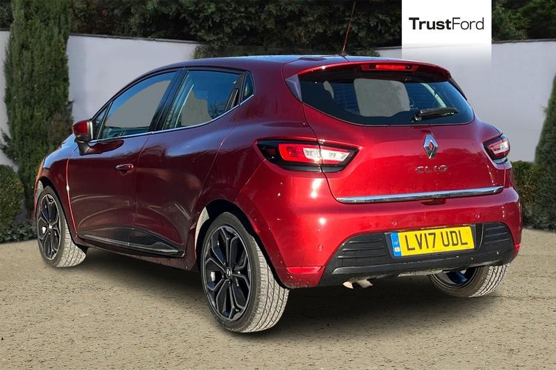 Used Renault Clio 2017 for sale - 76631385: Photo 2