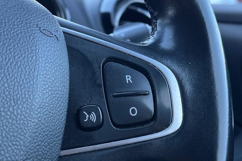 Used Renault Clio 2017 for sale - 76631385: Photo 34