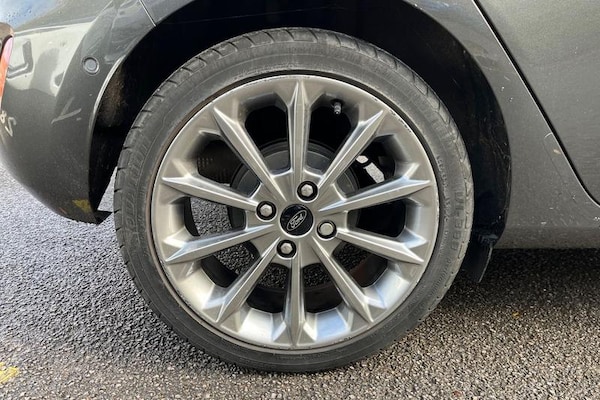 Used Ford Fiesta 2019 for sale - 76332603: Photo 8