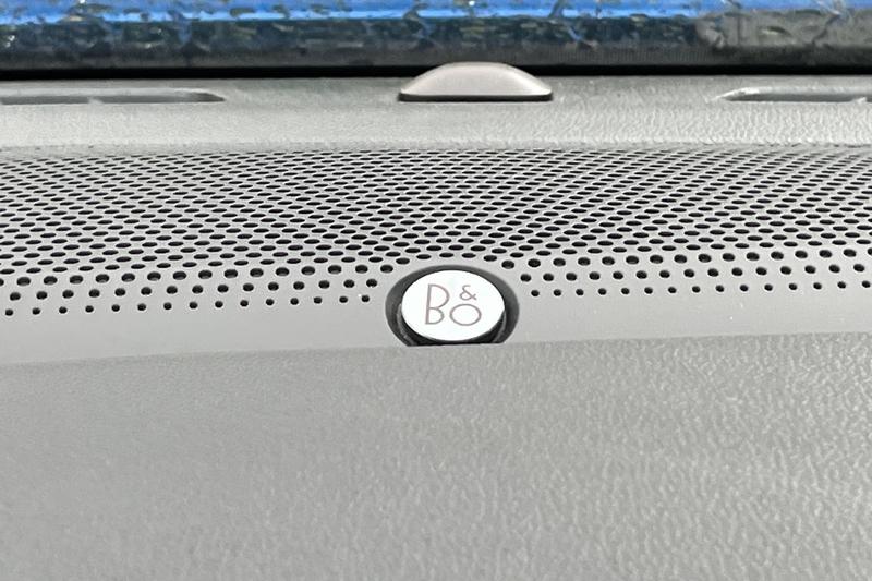 Vehicle 33