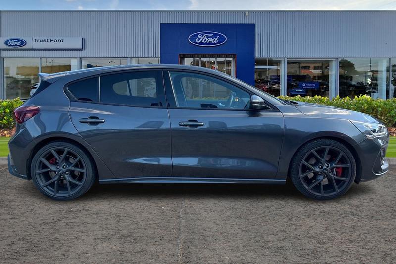 Used Ford Focus 2023 for sale - 78148462: Photo 3