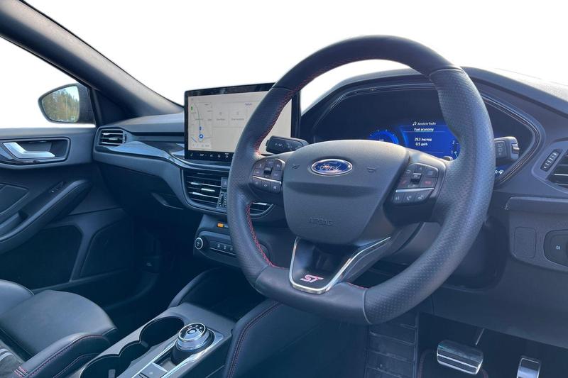 Used Ford Focus 2023 for sale - 78148462: Photo 9