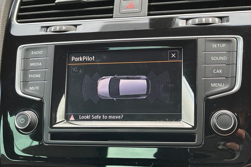 Used Volkswagen Golf 2015 for sale - 76394218: Photo 28