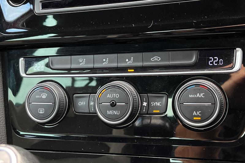 Used Volkswagen Golf 2015 for sale - 76394218: Photo 29