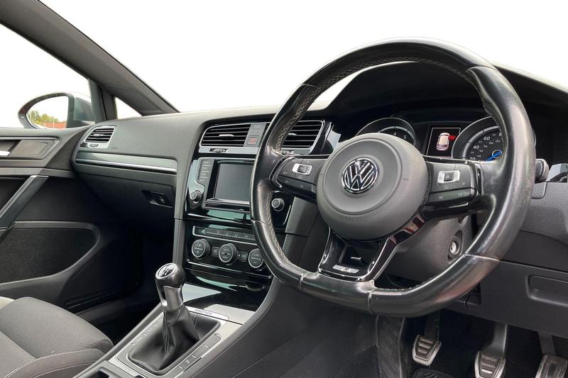 Used Volkswagen Golf 2015 for sale - 76394218: Photo 9