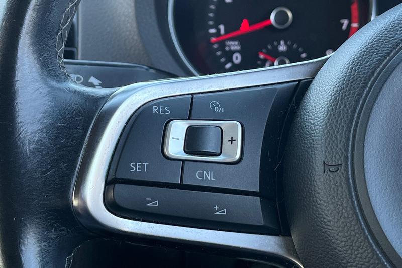 Used Volkswagen Polo 2016 for sale - 77941443: Photo 32