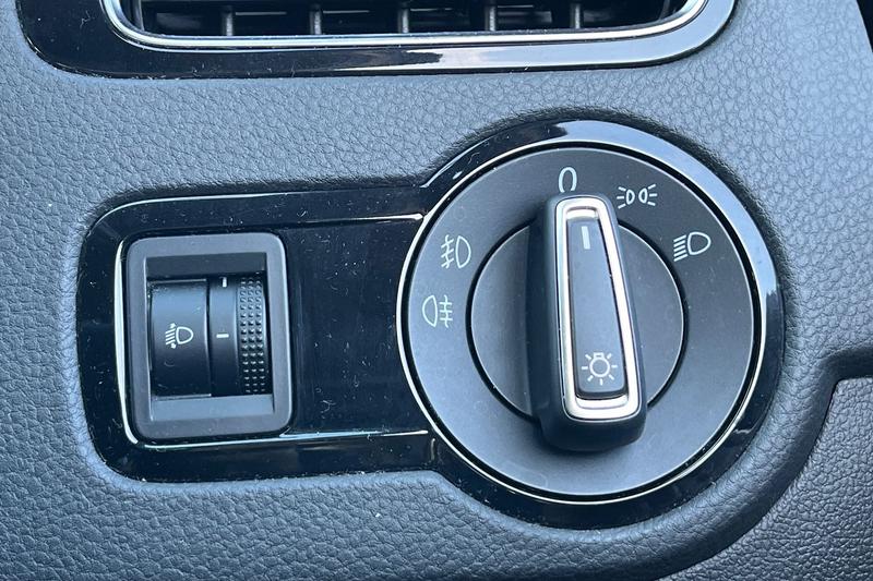 Used Volkswagen Polo 2016 for sale - 77941443: Photo 34