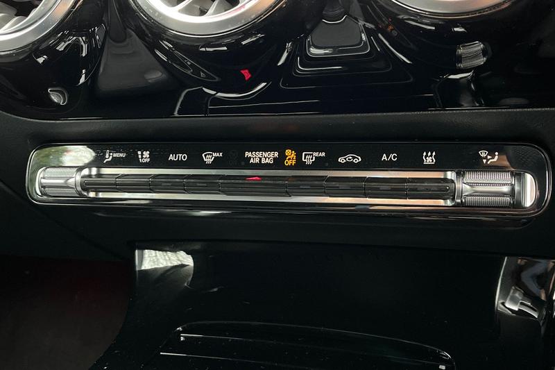 Used Mercedes-Benz CLA 2023 for sale - 77830190: Photo 31