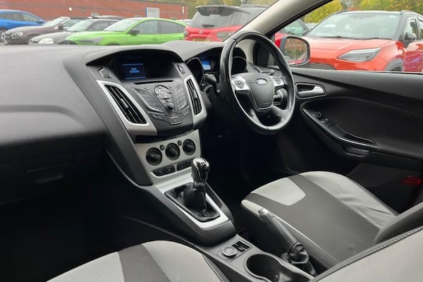 Used Ford Focus 2013 for sale - 76261077: Photo 18