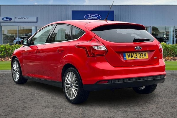 Used Ford Focus 2013 for sale - 76261077: Photo 2