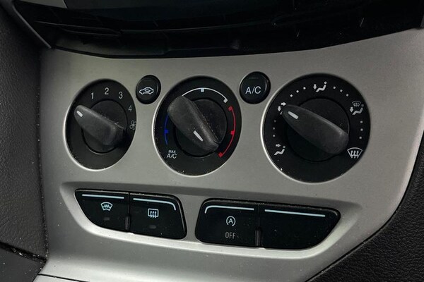 Used Ford Focus 2013 for sale - 76261077: Photo 30