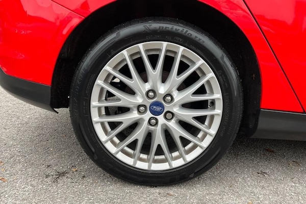Used Ford Focus 2013 for sale - 76261077: Photo 8