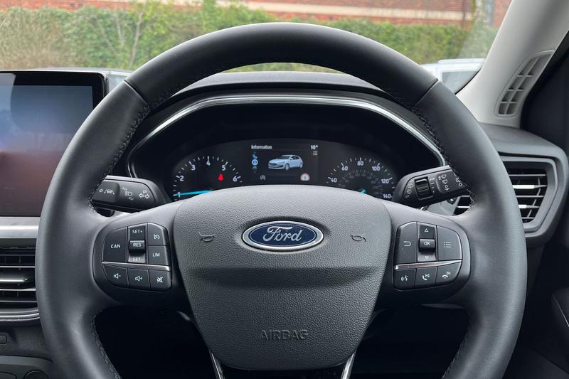 Used Ford Focus 2023 for sale - 77989089: Photo 12