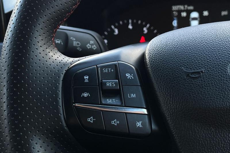 Used Ford Focus 2022 for sale - 76467614: Photo 33